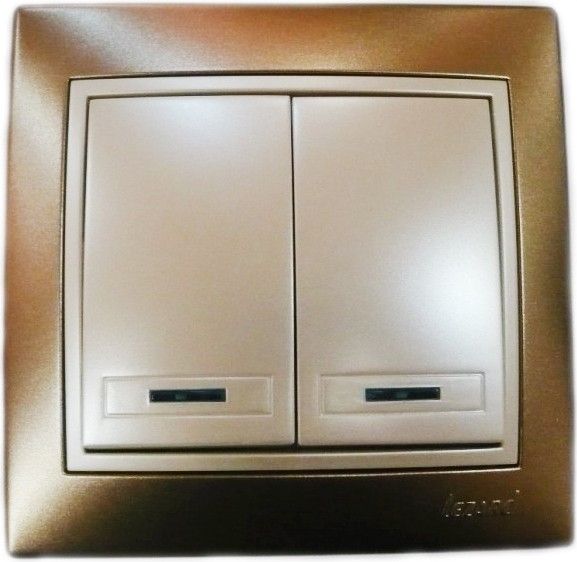 Выключатель с подсветкой светло-коричневый и жемчужно белый перламутр Deriy 702-3130-112